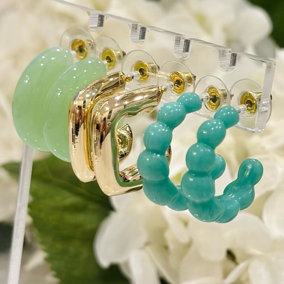 New set of 3 Mint Resin Hoop earrings - Picture 3 of 5